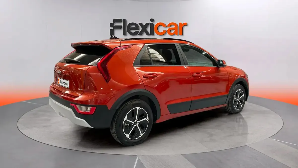Usado Kia Niro 184 CV (135 kW) 2023 Naranja SUV