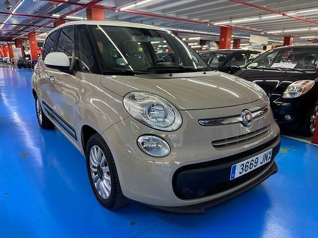 Usado Fiat 500L Trekking 95 CV (69 kW) 2016 Beige Monovolumen