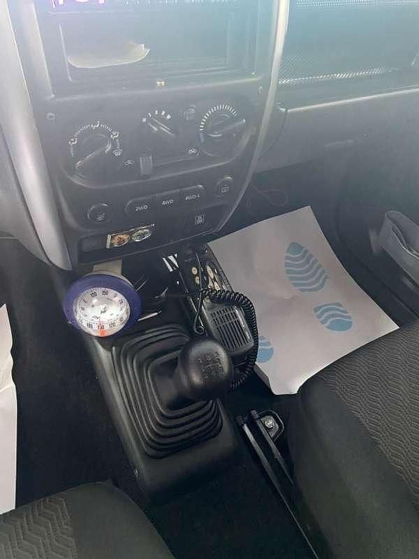 Usado Suzuki Jimny 84 CV (61 kW) 2014 Blanco SUV