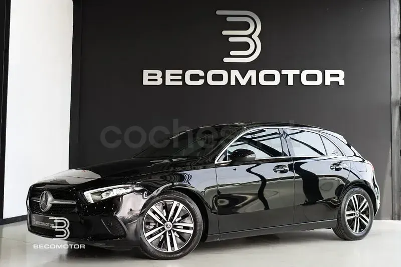 Usado Mercedes A180 116 CV (85 kW) 2021 Negro Berlina