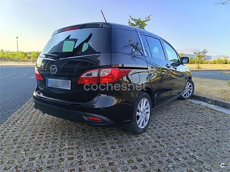 Usado Mazda 5 Style 115 CV (84 kW) 2011 Negro Monovolumen