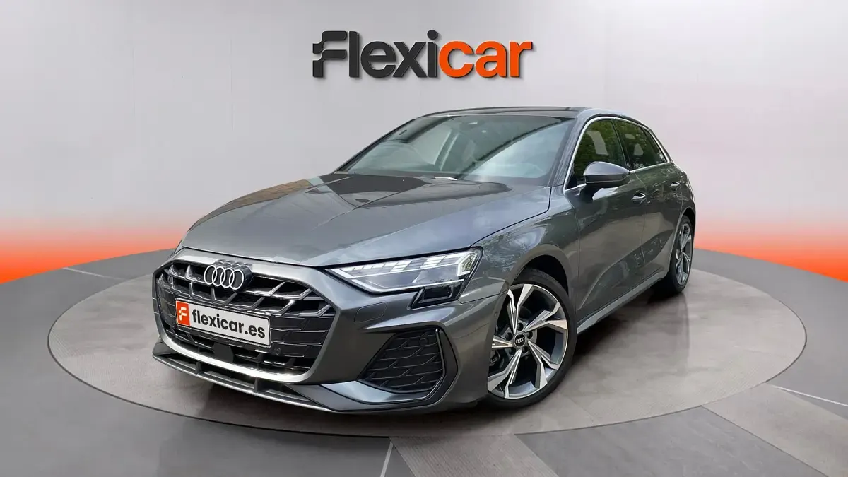 Usado Audi A3 Advanced Plus 116 CV (85 kW) 2024 Gris Berlina