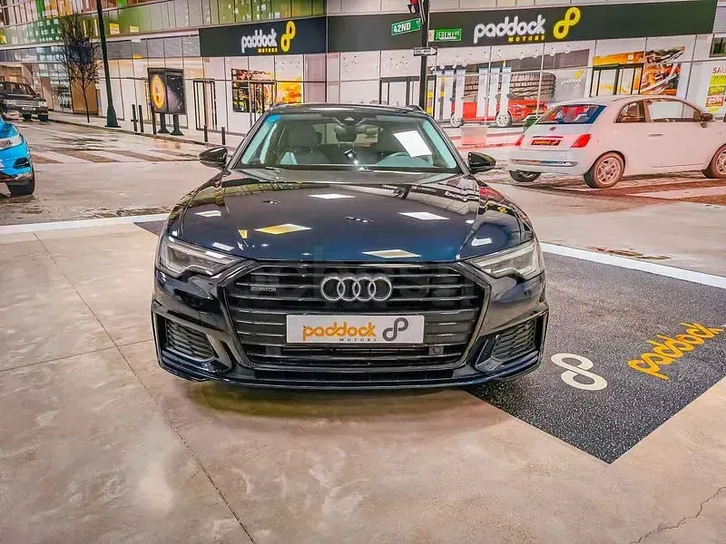 Usado Audi A6 Competition 367 CV (269 kW) 2022 Azul Familiar