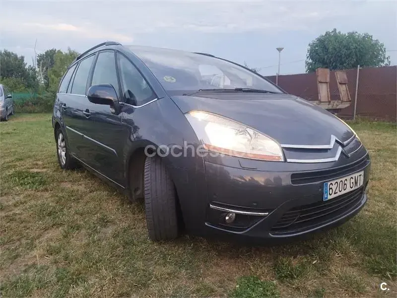 Usado Citroën Grand C4 Picasso Exclusive 110 CV (80 kW) 2009 Gris / plata Monovolumen