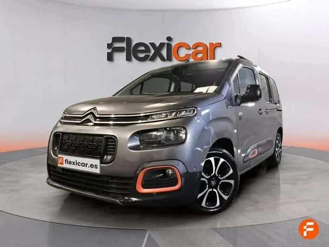 Usado Citroën Berlingo Shine 131 CV (96 kW) 2020 Gris Monovolumen