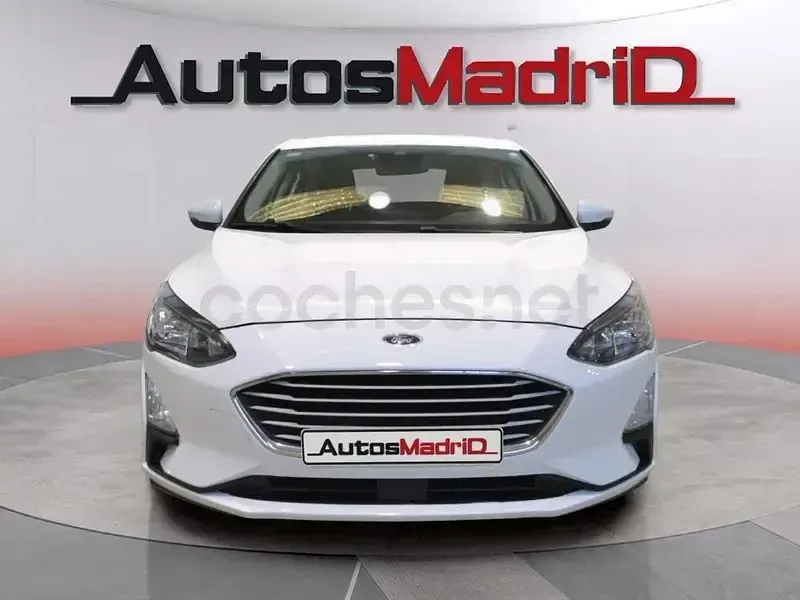 Usado Ford Focus Trend 95 CV (69 kW) 2020 Blanco Berlina
