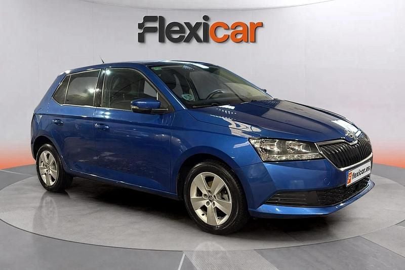 Azul Usado 2019 Skoda Fabia Ambition Berlina | 9890 € (Buen precio) - Imagen 1/4