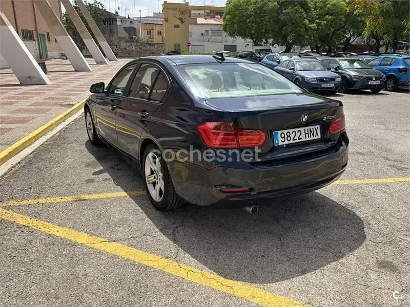 Usado BMW 320 184 CV (135 kW) 2013 Azul Berlina