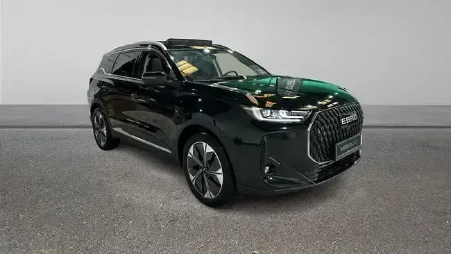 Usado Ebro s700 Luxury 147 CV (108 kW) 2025 Negro SUV