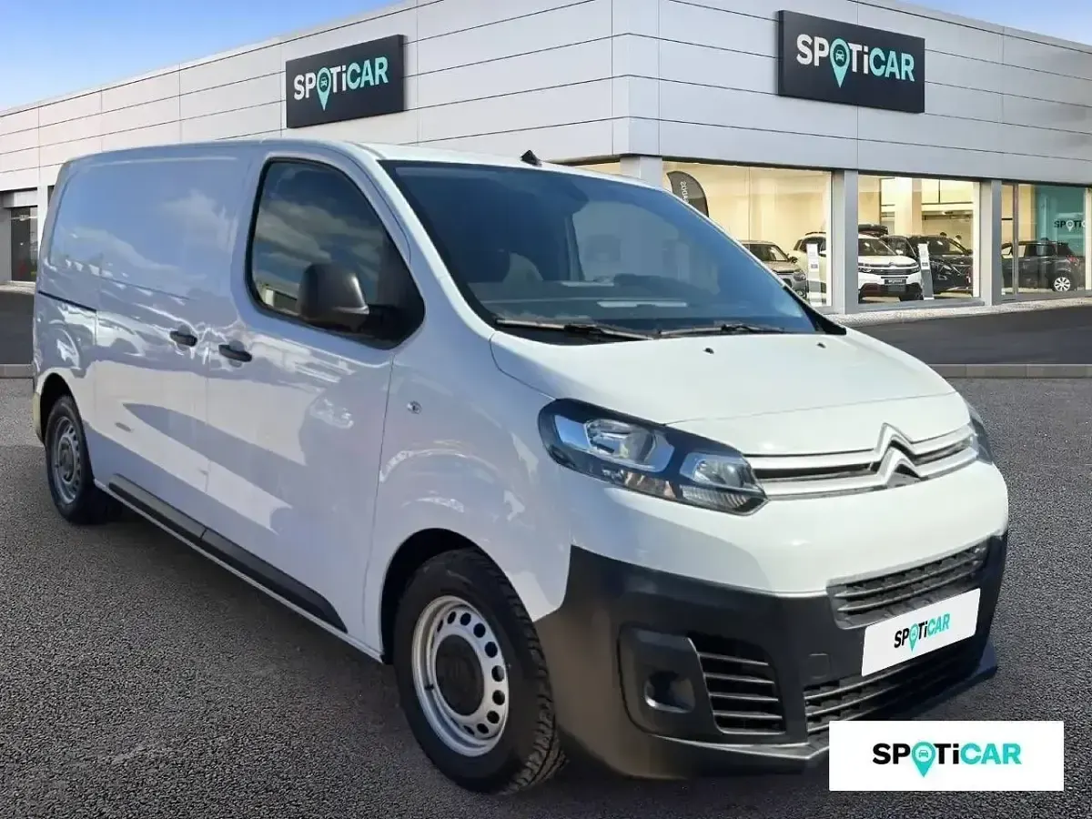 Usado Citroën Jumpy 120 CV (88 kW) 2023 Blanco Monovolumen