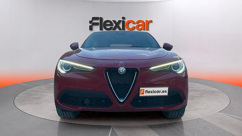 Usado Alfa Romeo Stelvio Executive 280 CV (205 kW) 2019 Rojo SUV