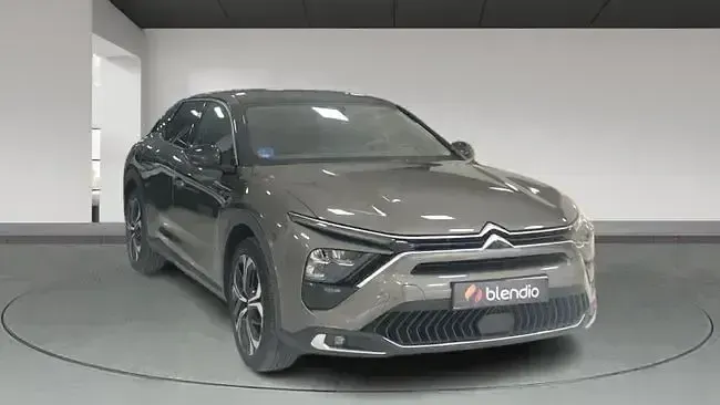 Usado Citroën C5 X Shine 225 CV (165 kW) 2023 Gris Familiar