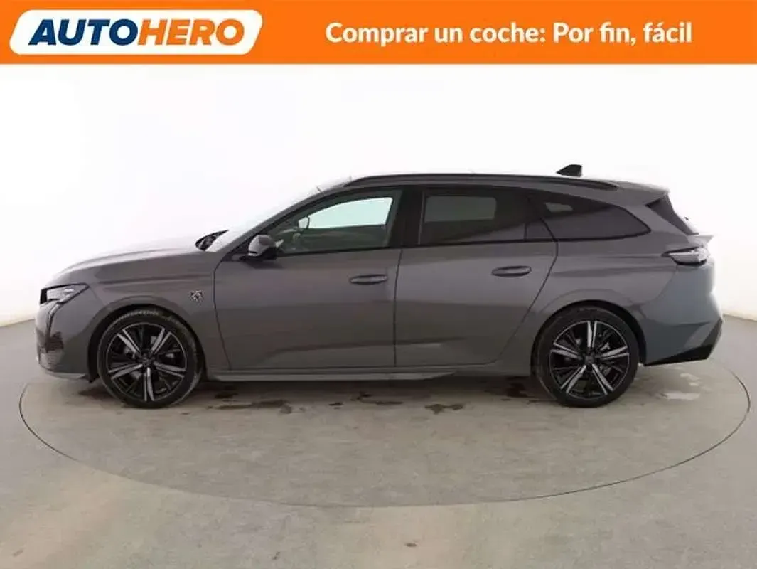 Usado Peugeot 308 GT 131 CV (96 kW) 2023 Gris Familiar