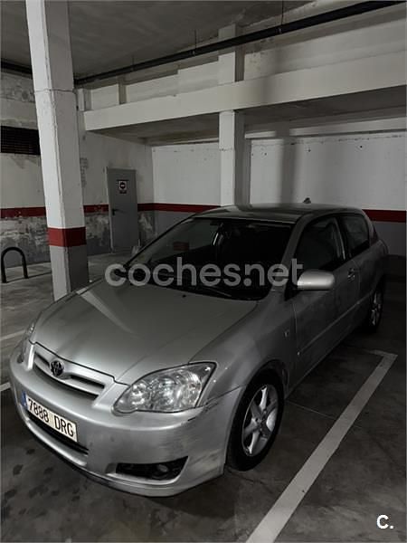 Gris / plata Usado 2005 Toyota Corolla Luna Berlina | 5000 € (Precio justo) - Imagen 1/4