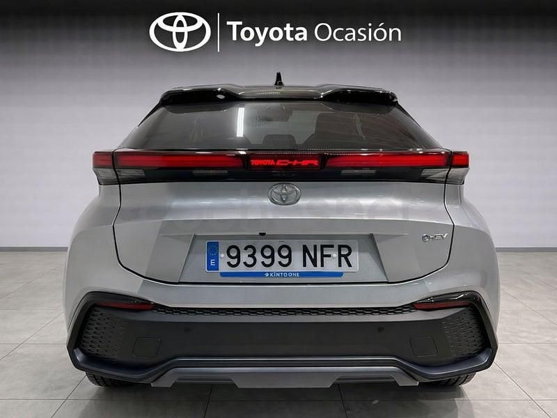 Nuevo Toyota C-HR 140 CV (102 kW) 2025 Gris / plata SUV
