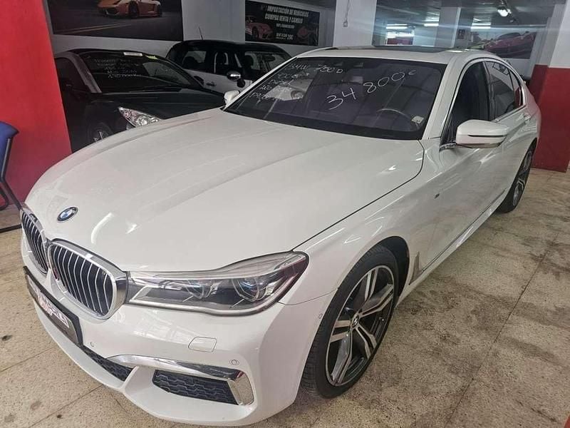 Blanco Usado 2018 BMW 750 Comfort Edition Berlina | 34.800 € - Imagen 1/4