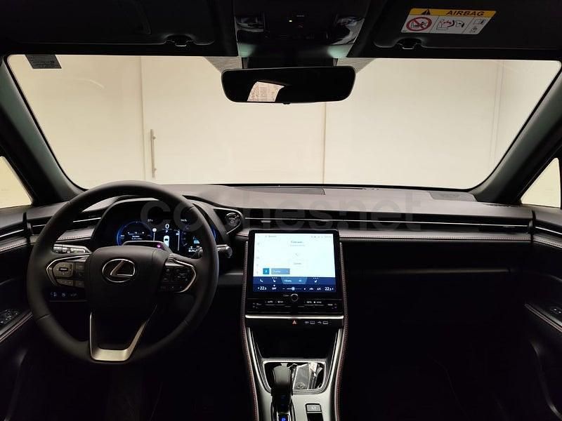 Usado Lexus LBX 136 CV (100 kW) 2024 Rojo SUV