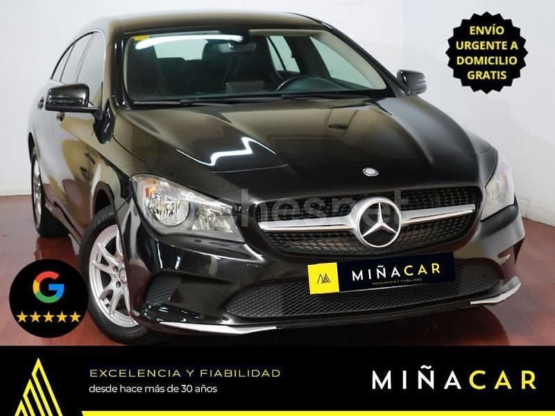 Negro Usado 2017 Mercedes CLA200 Shooting Brake Familiar | 17.490 € (Super precio) - Imagen 1/4
