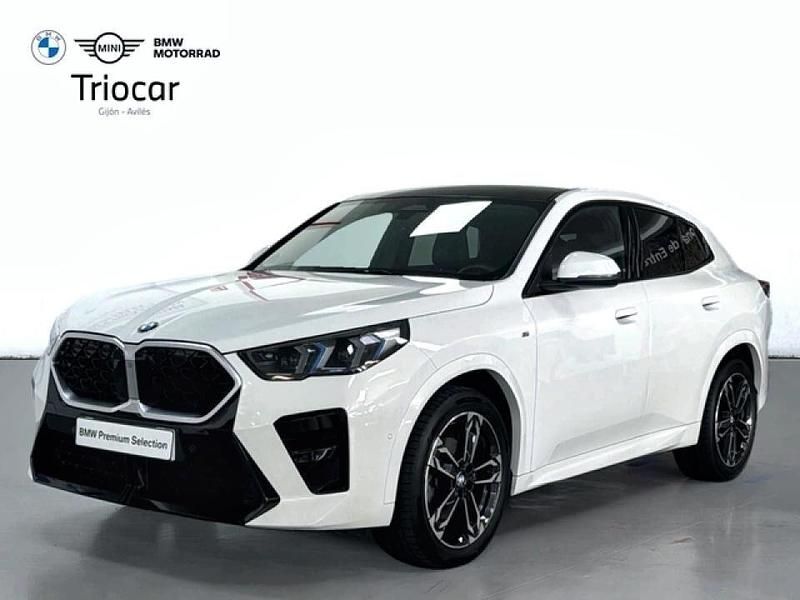 Alpinweiss (sólido) Usado 2025 BMW X2 Comfort Edition SUV | 45.900 € - Imagen 1/4