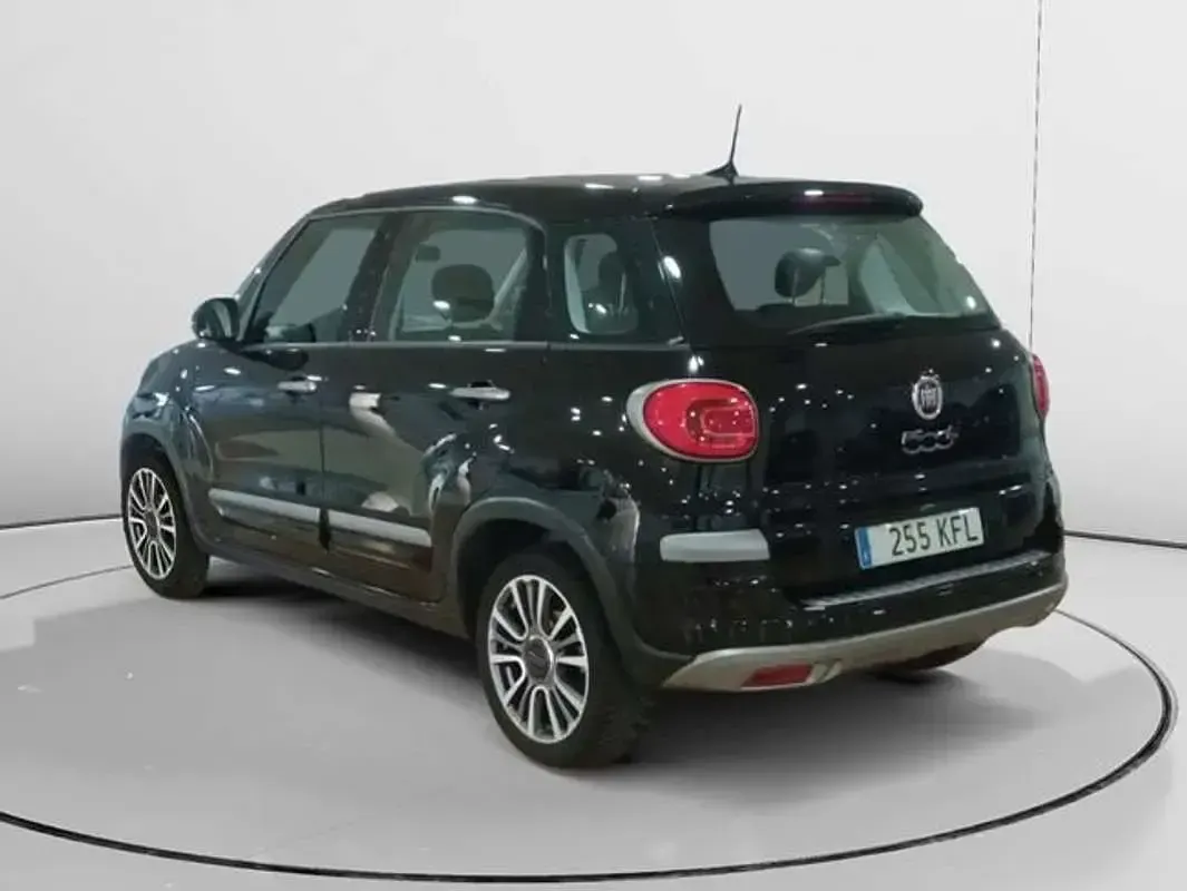 Usado Fiat 500L Cross 105 CV (77 kW) 2017 Blanco Monovolumen