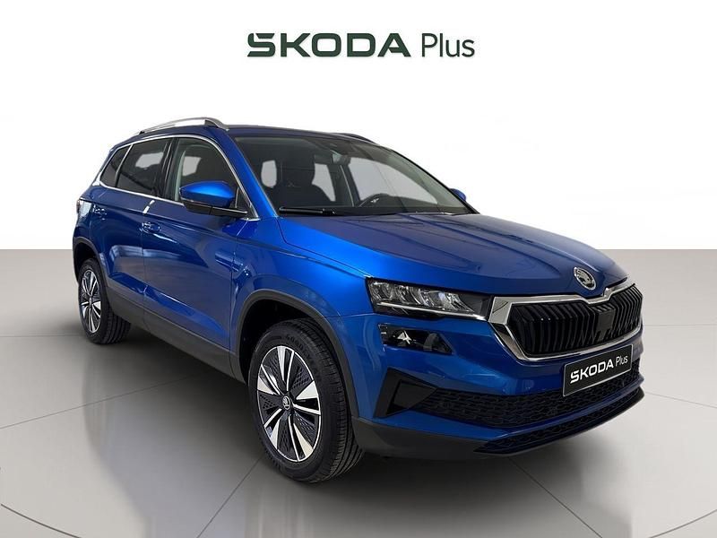 Usado Skoda Karoq Selection 150 CV (110 kW) 2025 Azul SUV