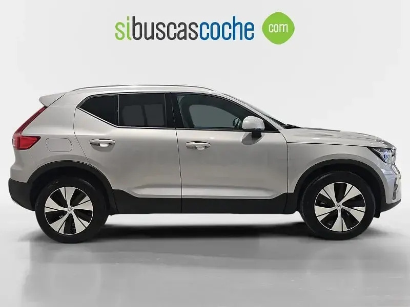 Usado Volvo XC40 Core 163 CV (119 kW) 2024 Gris / plata SUV