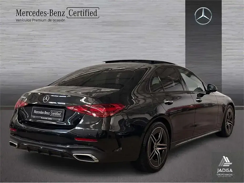 Usado Mercedes E220 197 CV (144 kW) 2025 Gris grafito Berlina