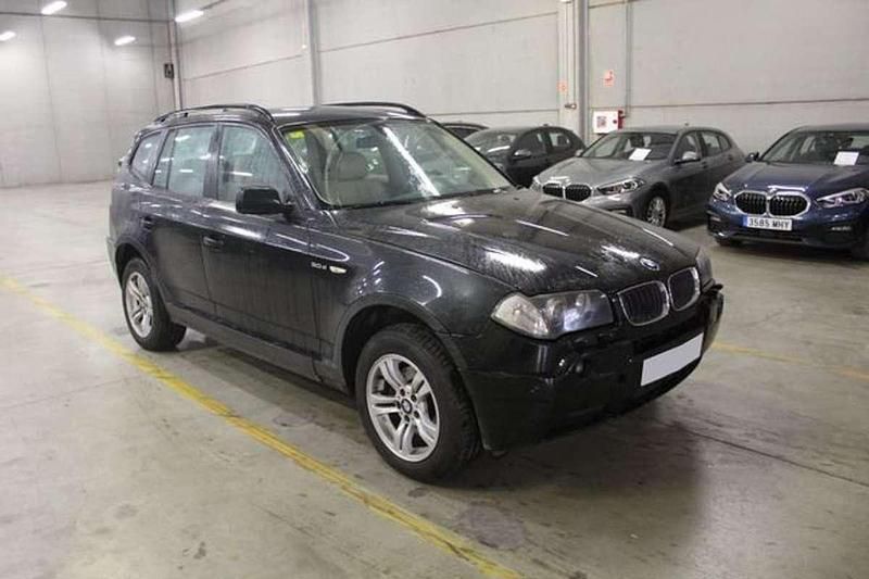 Usado BMW X3 Comfort Edition 218 CV (160 kW) 2005 Negro SUV