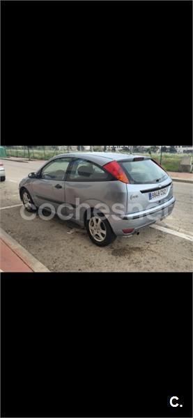 Azul Usado 2004 Ford Focus Trend Berlina | 1590 € (Super precio) - Imagen 1/4