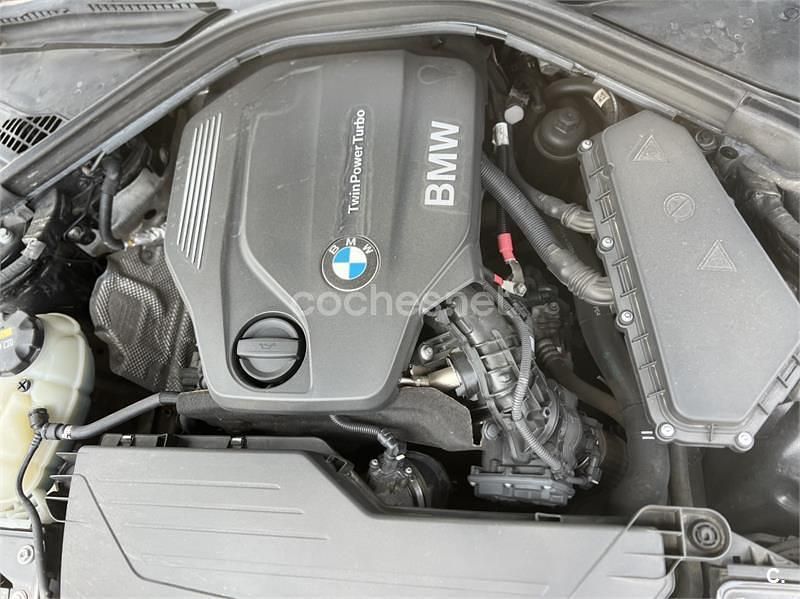 Usado BMW 318 150 CV (110 kW) 2018 Negro Berlina