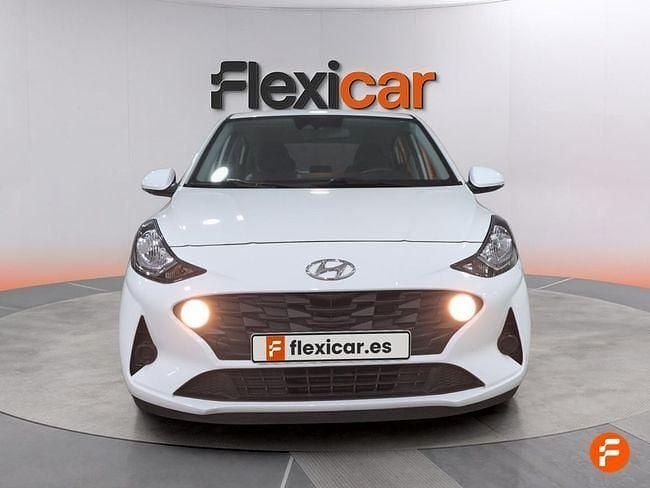Usado Hyundai i10 67 CV (49 kW) 2022 Blanco Utilitario