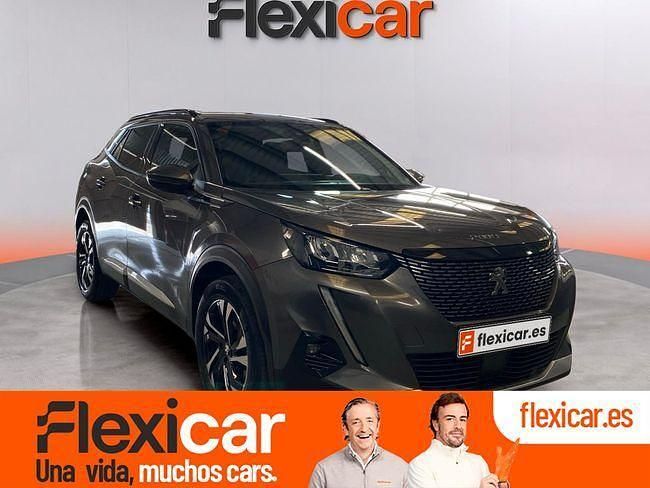 Usado Peugeot 2008 Allure 100 CV (73 kW) 2021 Gris SUV