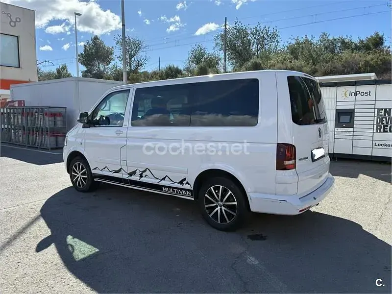 Usado VW Multivan Comfortline 180 CV (132 kW) 2013 Blanco Monovolumen