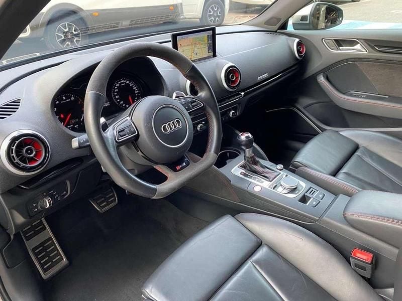 Usado Audi RS3 Sportback 367 CV (269 kW) 2016 Negro Utilitario