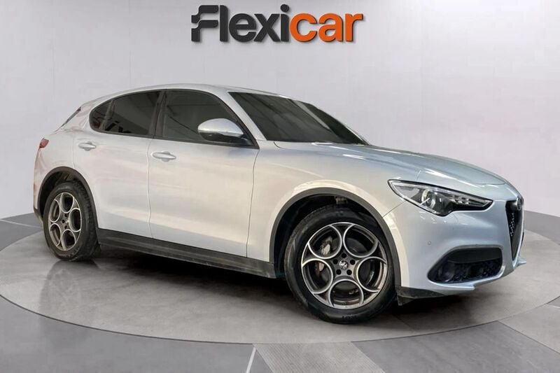 Blanco Usado 2022 Alfa Romeo Stelvio Sprint SUV | 23.990 € (Precio justo) - Imagen 1/4