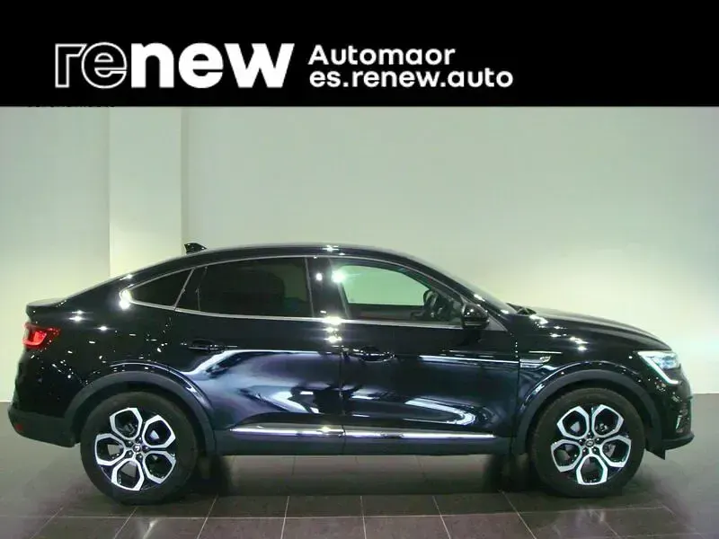 Usado Renault Arkana Zen 145 CV (106 kW) 2022 Negro SUV