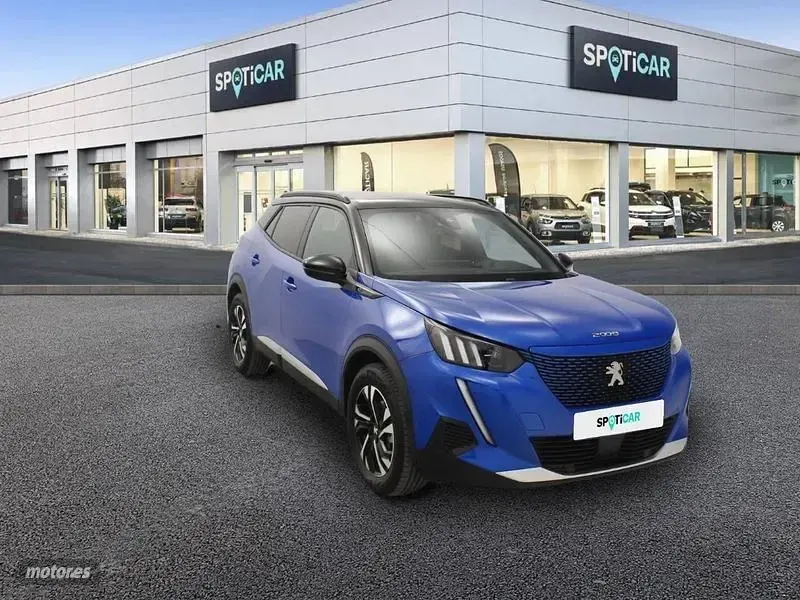 Usado Peugeot e-2008 GT 100 kW (136 CV) 2023 Azul SUV