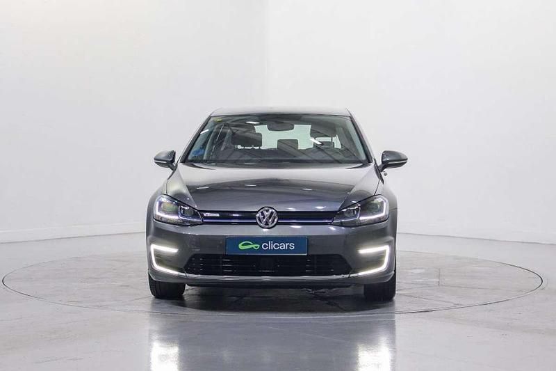 Usado VW e-Golf 100 kW (136 CV) 2020 Gris Utilitario