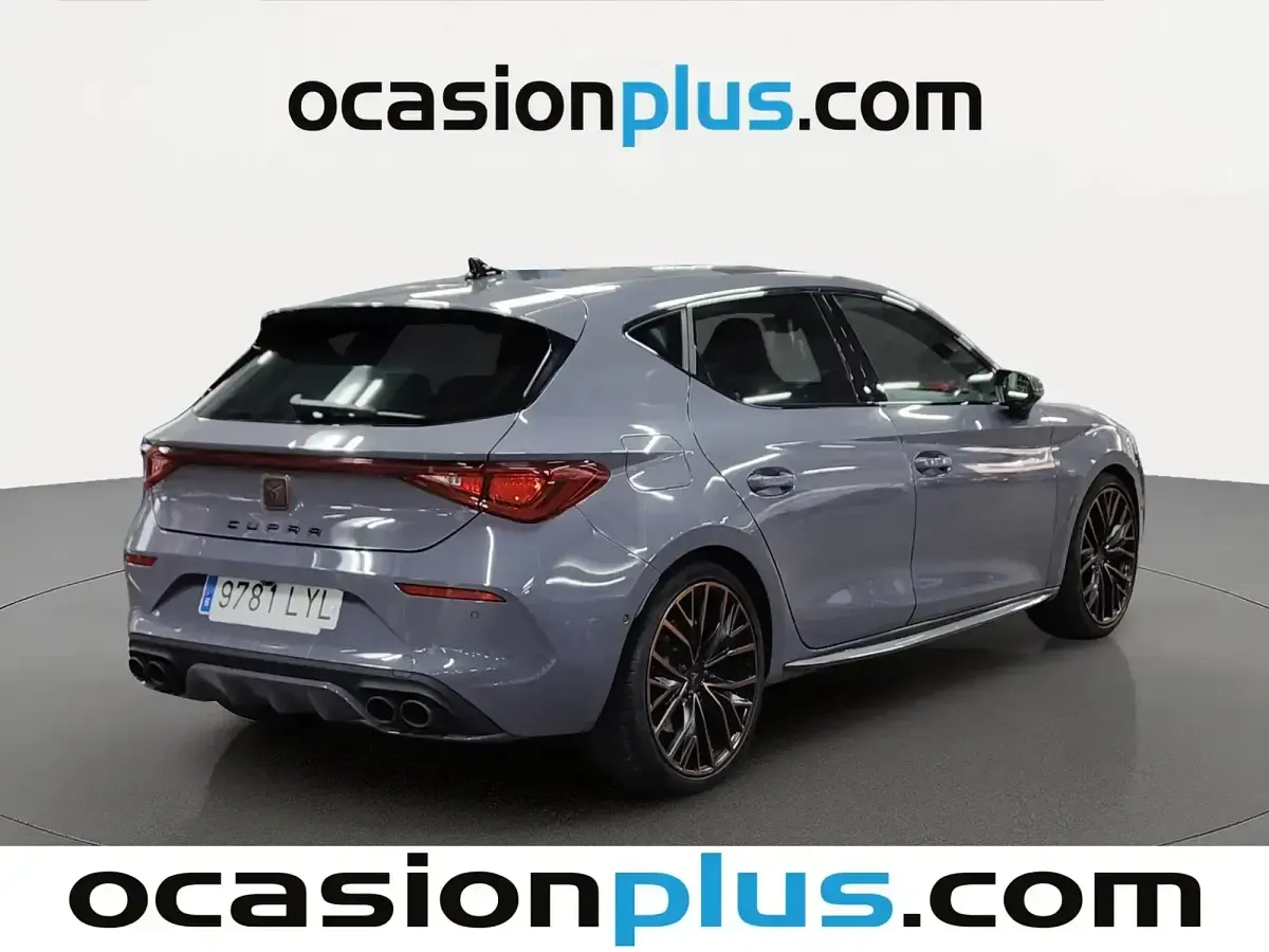Usado Cupra Leon 300 CV (220 kW) 2022 Gris Berlina