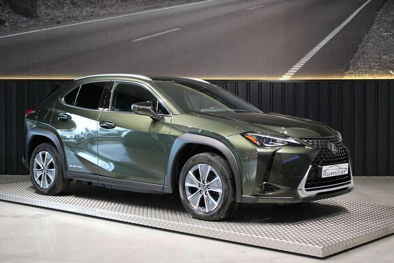 Usado Lexus UX 300e Executive Line 150 kW (204 CV) 2022 Verde SUV