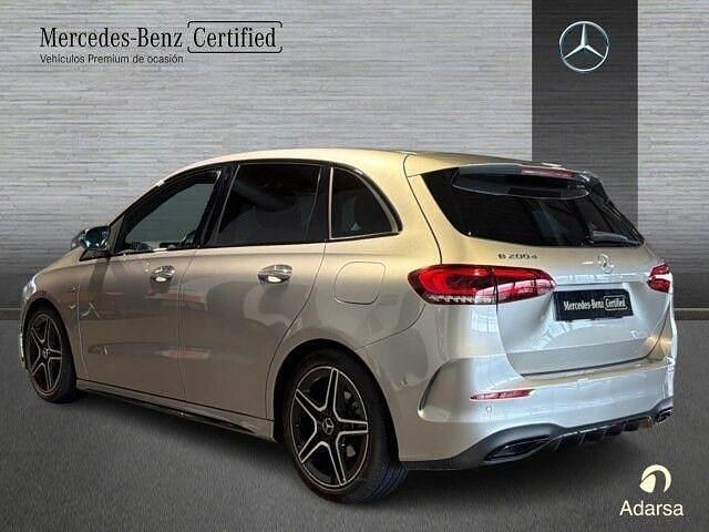 Usado Mercedes B200 AMG line 150 CV (110 kW) 2021 Plata mojave Monovolumen