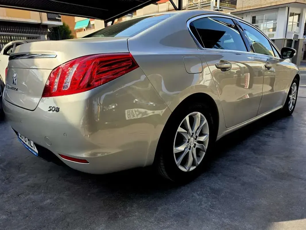 Usado Peugeot 508 Business-Line 163 CV (119 kW) 2012 Berlina