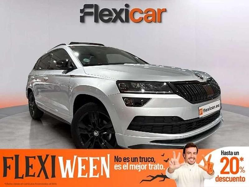 Blanco Usado 2021 Skoda Karoq SUV | 23.490 € (Un poco caro) - Imagen 1/4
