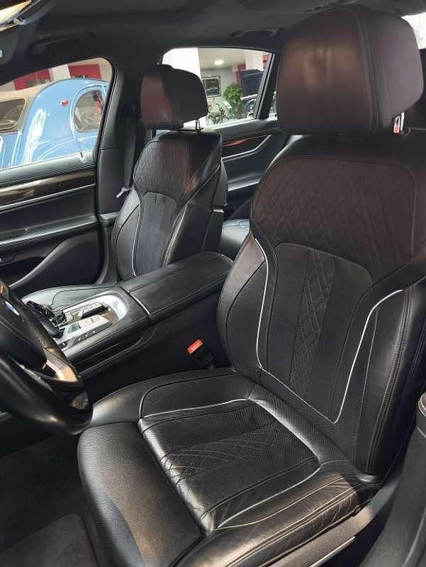 Usado BMW 750 400 CV (294 kW) 2016 Gris Berlina