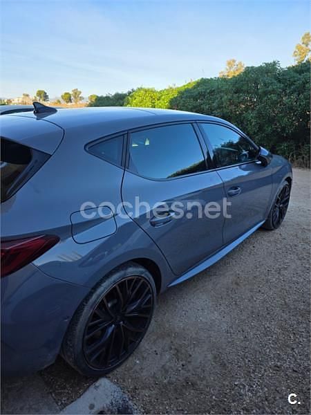 Usado Cupra Leon 245 CV (180 kW) 2020 Gris / plata Berlina