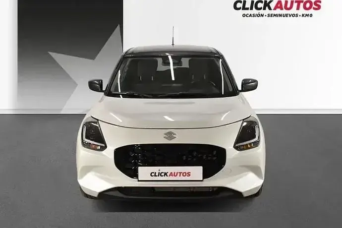 Usado Suzuki Swift 83 CV (61 kW) 2025 Utilitario
