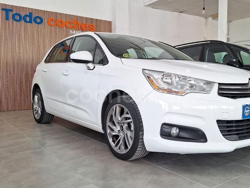Usado Citroën C4 112 CV (82 kW) 2012 Blanco Berlina