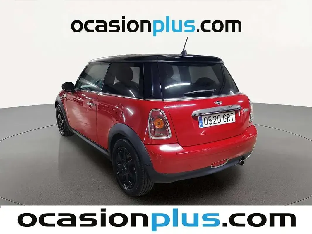 Usado Mini Cooper 120 CV (88 kW) 2009 Rojo Utilitario