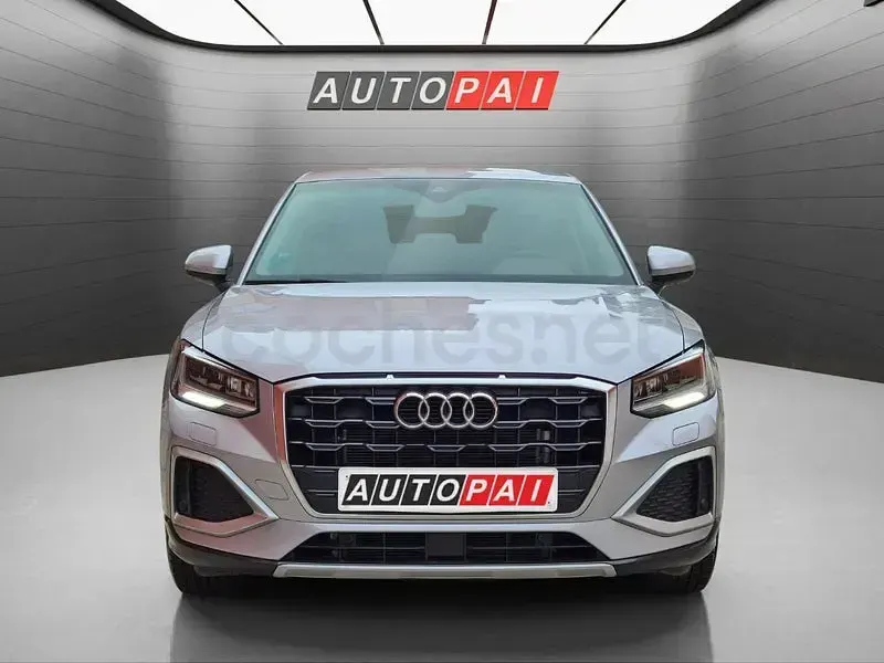 Usado Audi Q2 Advanced Plus 116 CV (85 kW) 2024 Gris / plata SUV