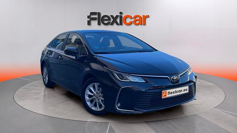 Usado Toyota Corolla Active 140 CV (102 kW) 2023 Negro Berlina